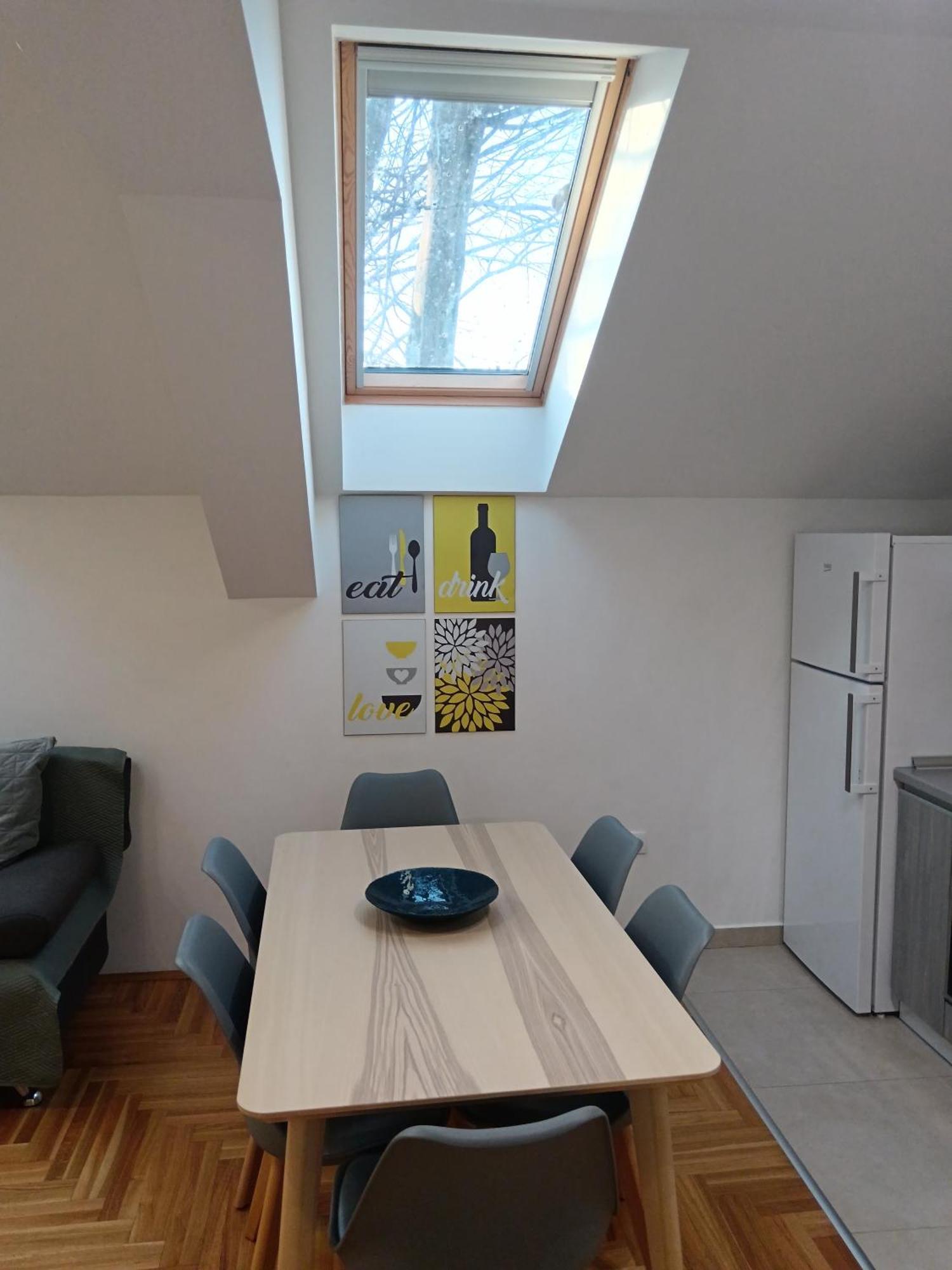 Apartament Snd Aparts *
